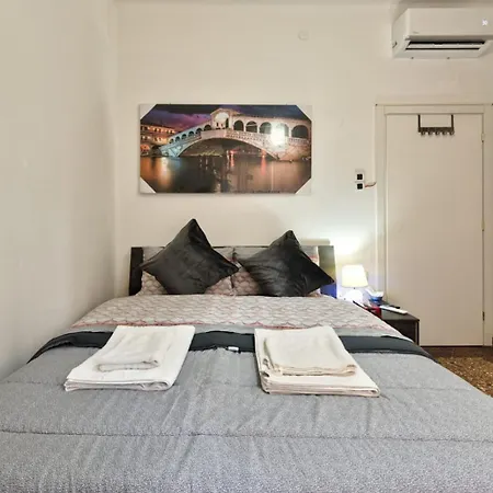 Living 3 Bedrooms * 威尼斯